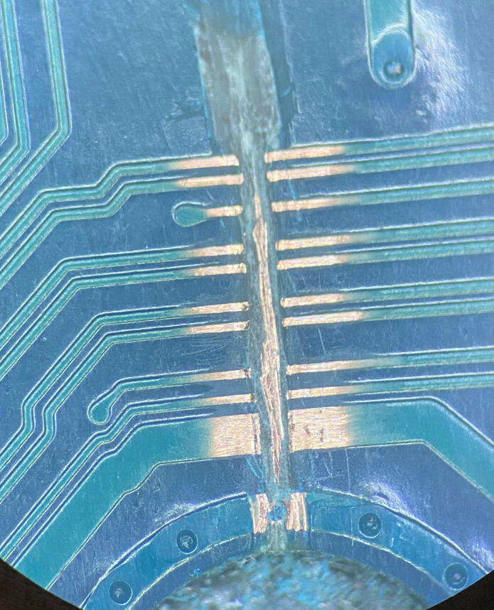 Preparing damaged traces on the board