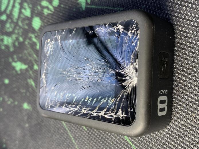 Разбитая gopro8